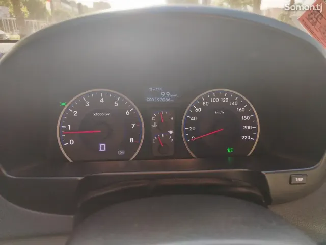 Hyundai Avante 2010 · 1.6 AT