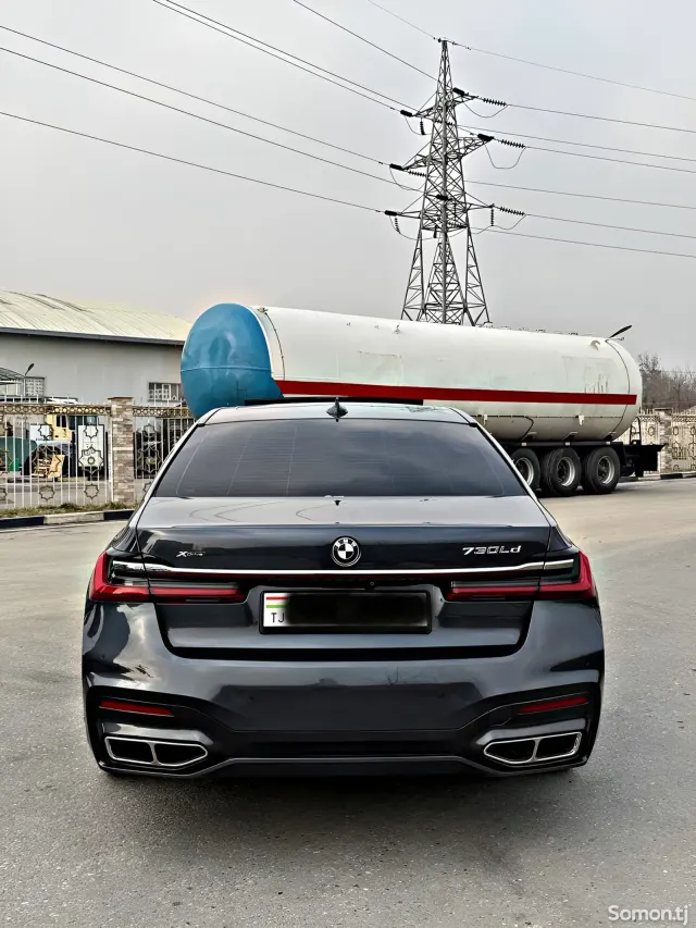 BMW 7 series 2017 · 3.0 AT