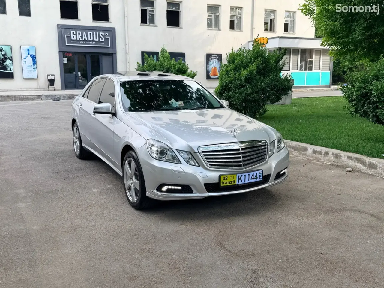 Mercedes-Benz E class 2010 · 3.0 AT