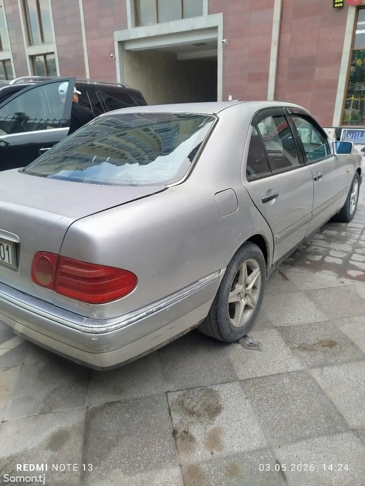 Mercedes-Benz E class 1996 · 2.0 MT