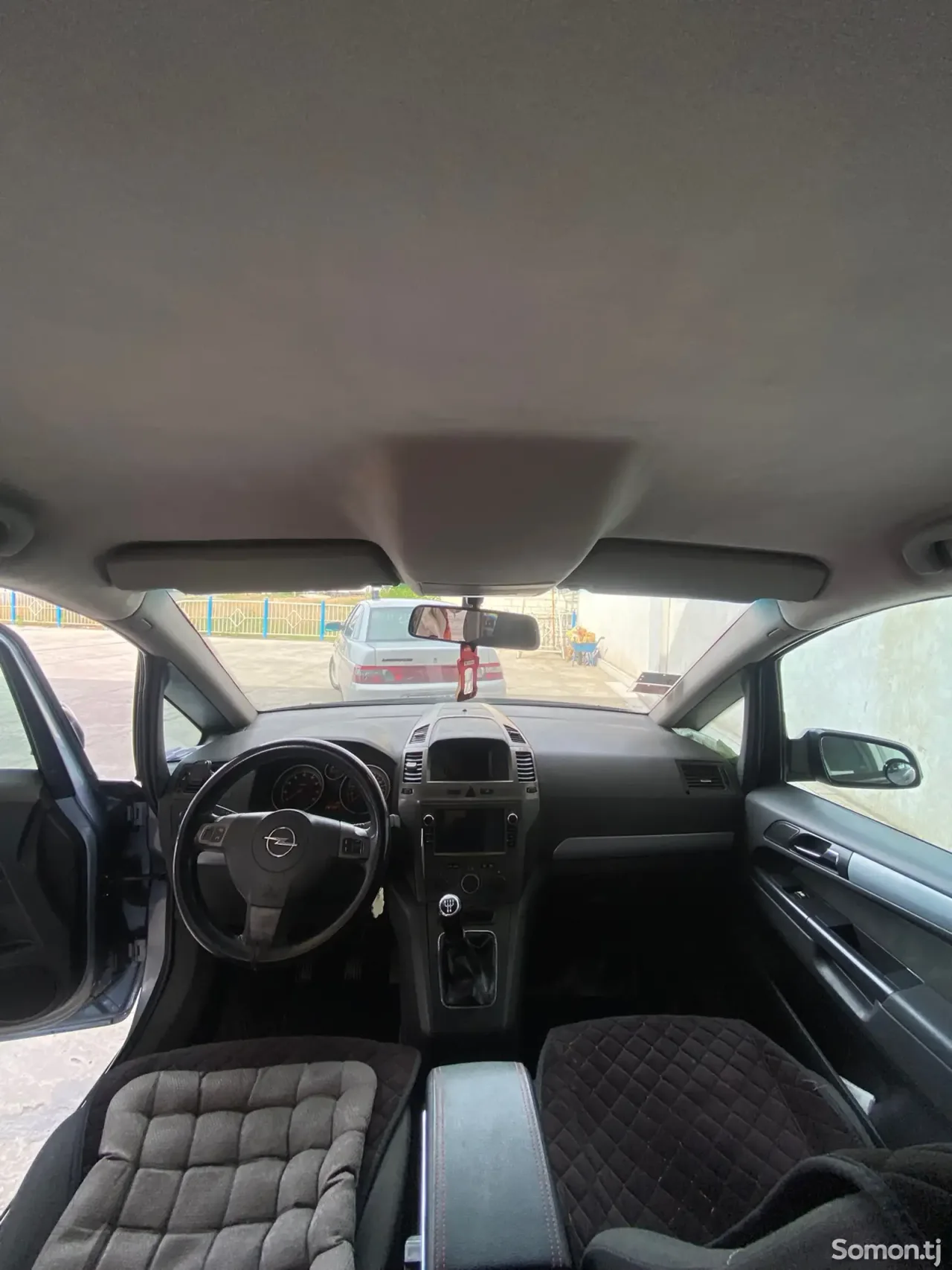 Opel Zafira 2006 · 1.8 MT