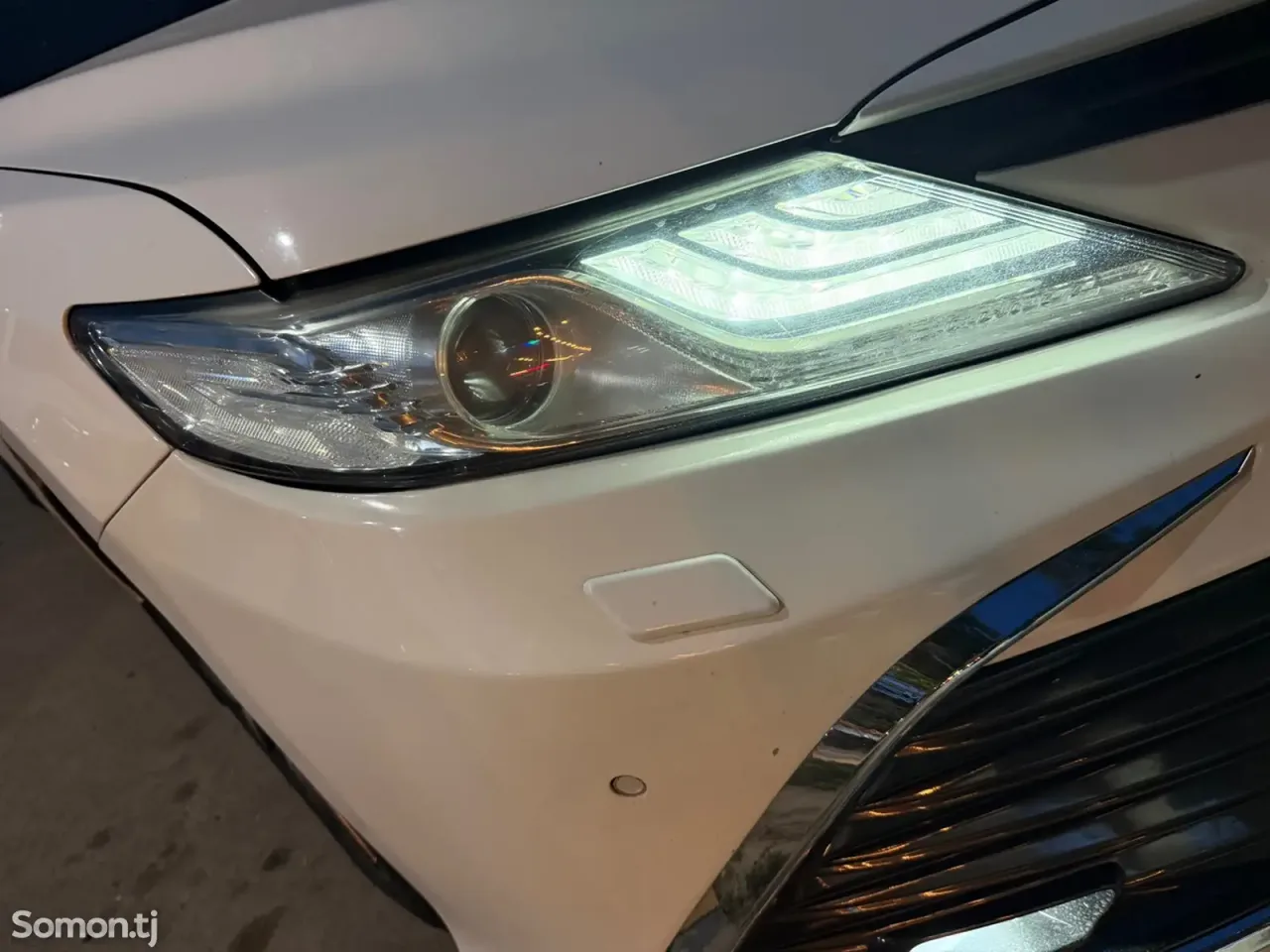 Toyota Camry 2021 · 3.5 AT