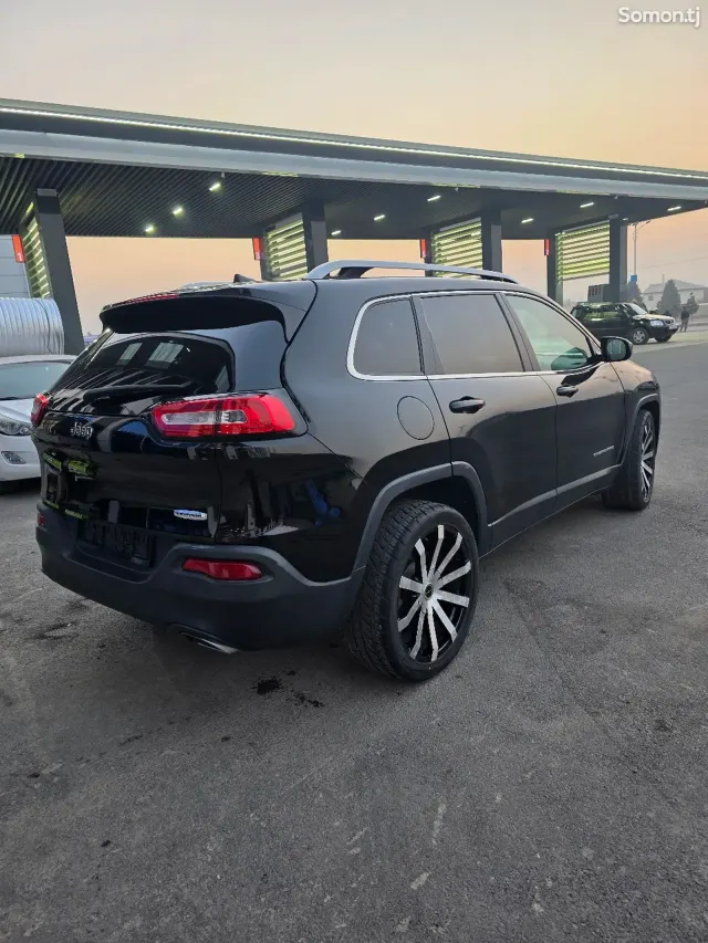Jeep Cherokee 2017 · 3.0 AT