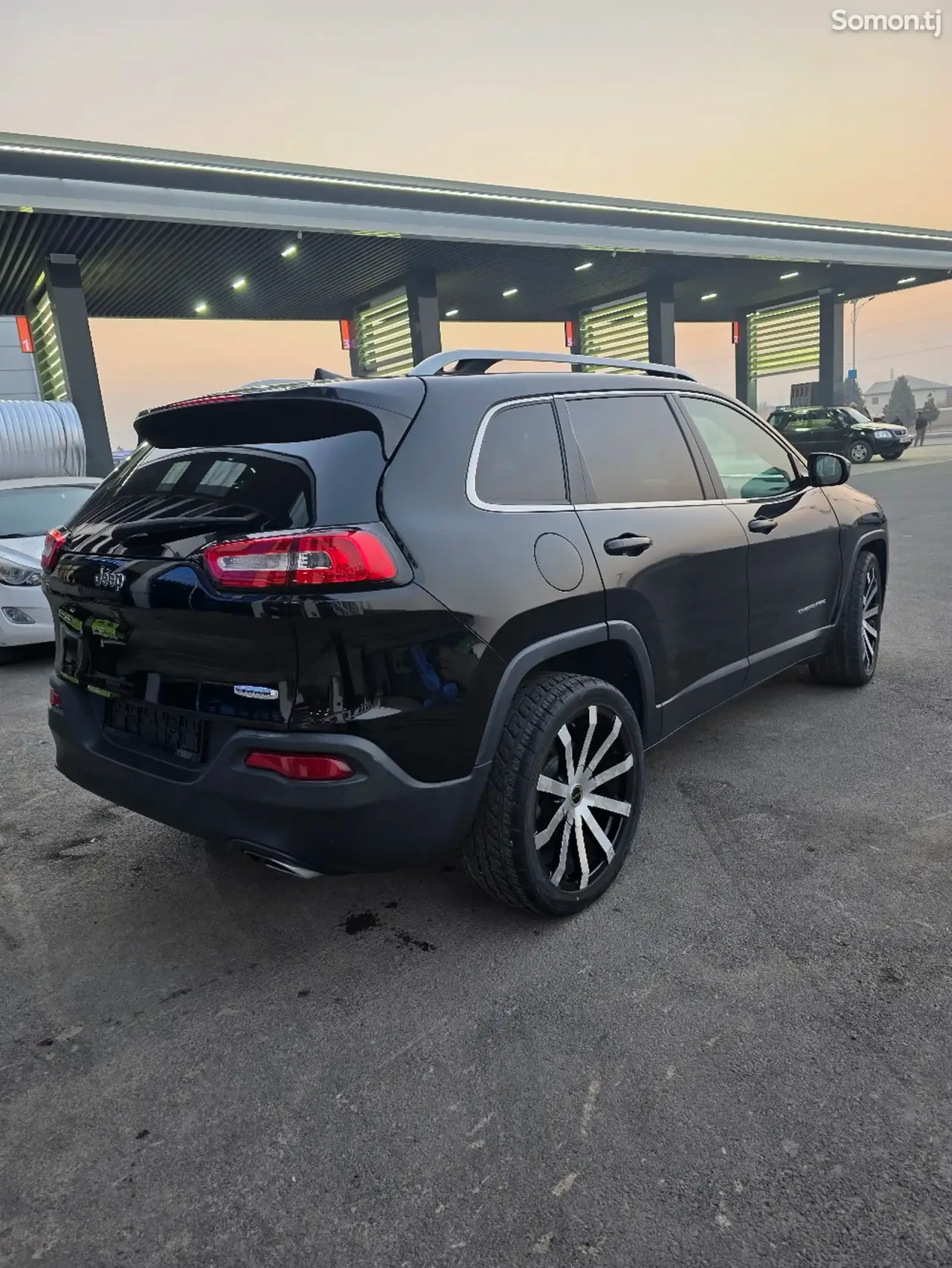 Jeep Cherokee 2017 · 3.0 AT