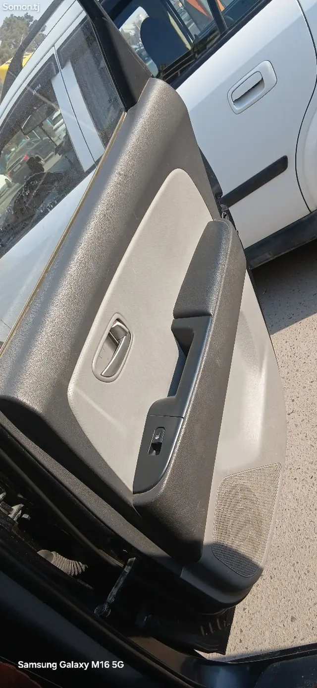 Hyundai Avante 2009 · 1.6 AT
