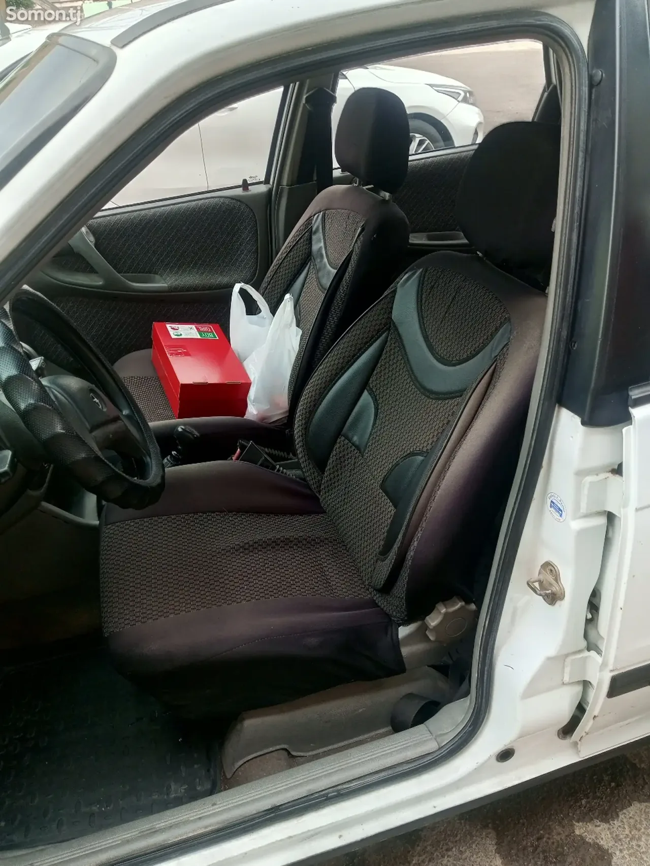Opel Astra F 1992 · 1.6 MT