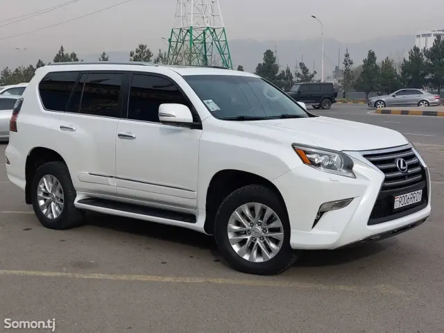 Lexus GX series 2015 · 4.6 AT