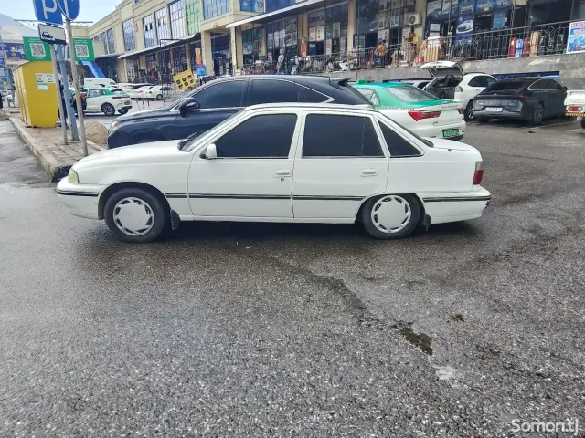 Daewoo Nexia 1996 · 1.6 MT
