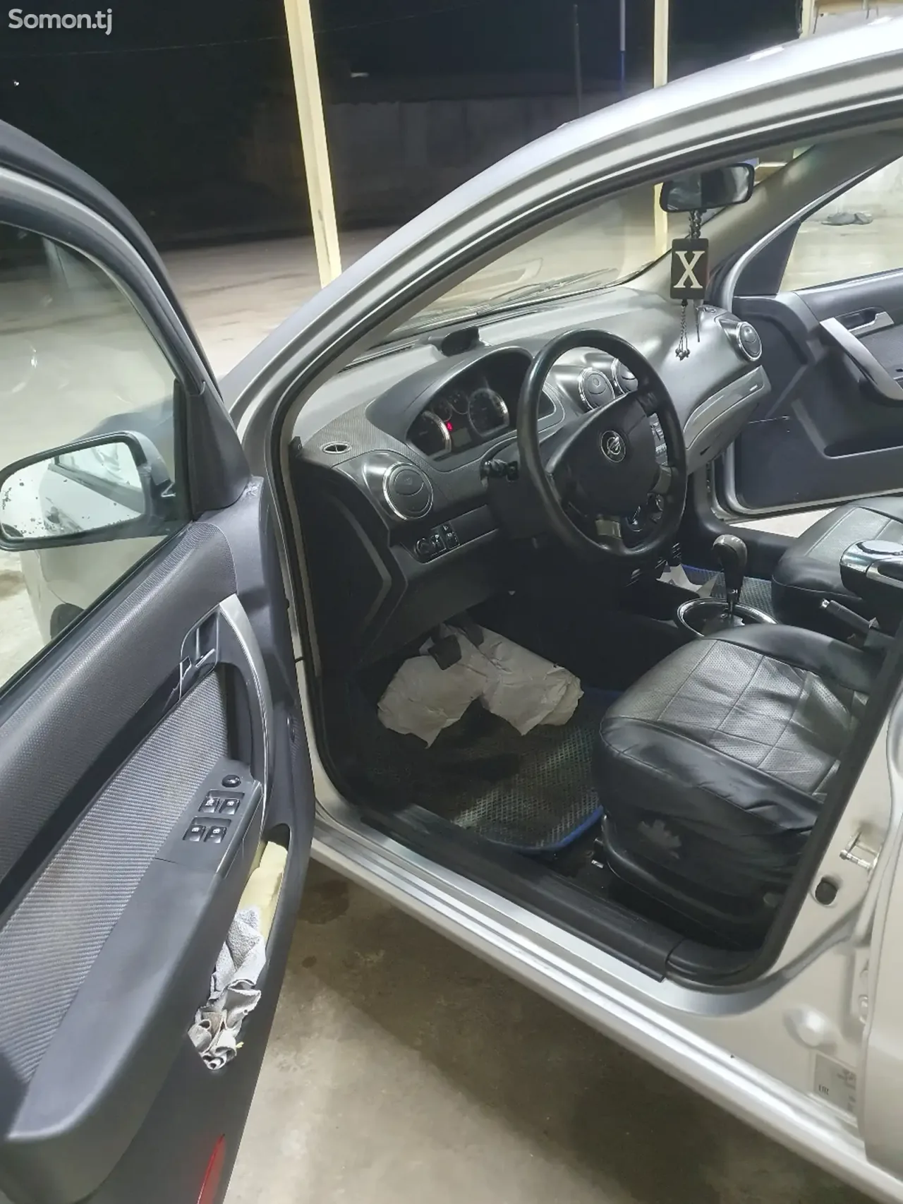 Chevrolet Aveo 2017 · 1.5 AT
