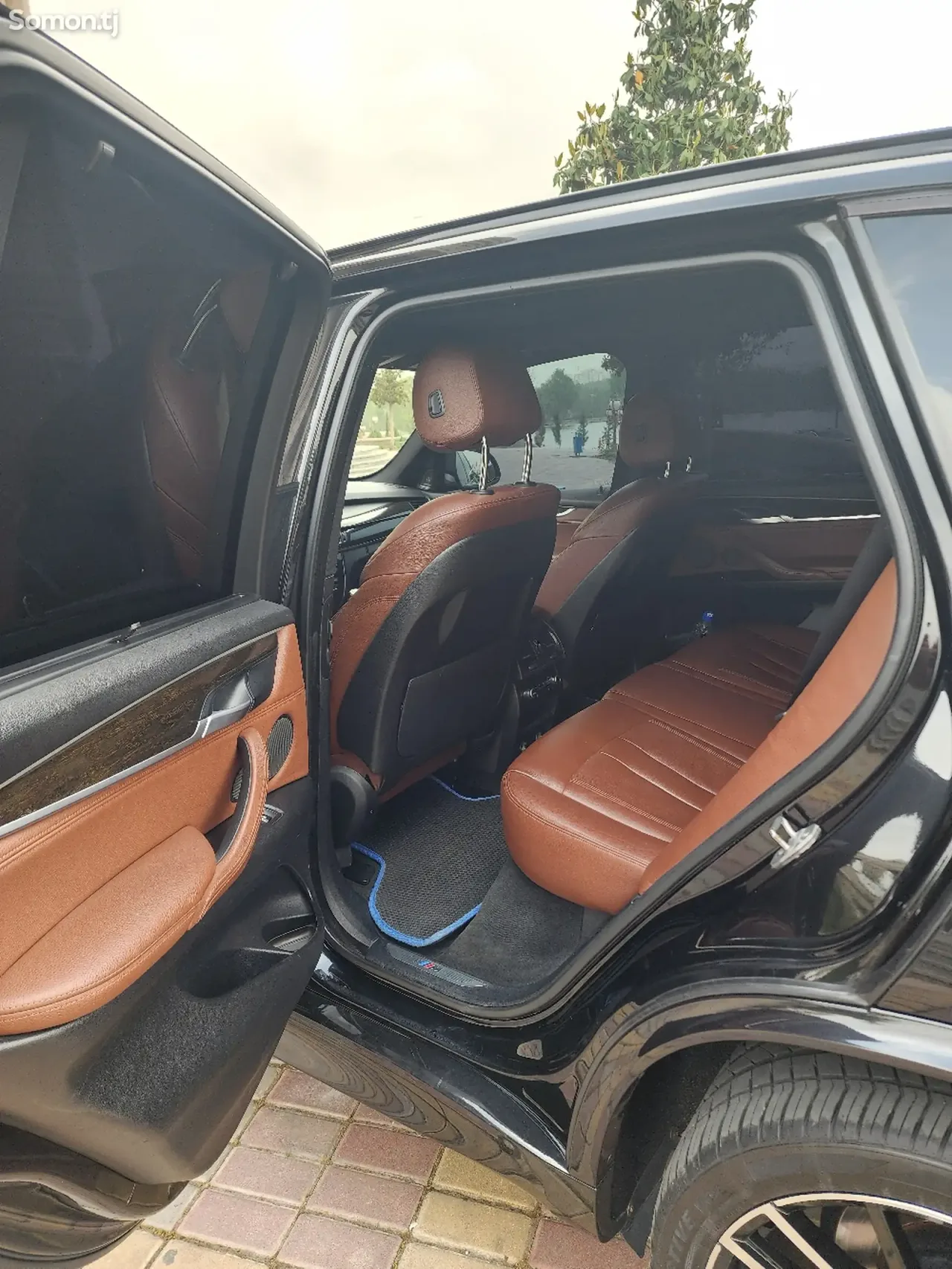 BMW X5 2015 · 3.5 AT