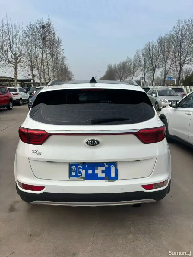 Kia Sportage 2016 · 1.6 AT