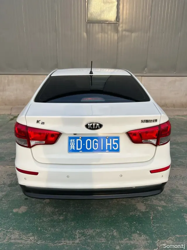 Kia K2 2016 · 1.4 AT