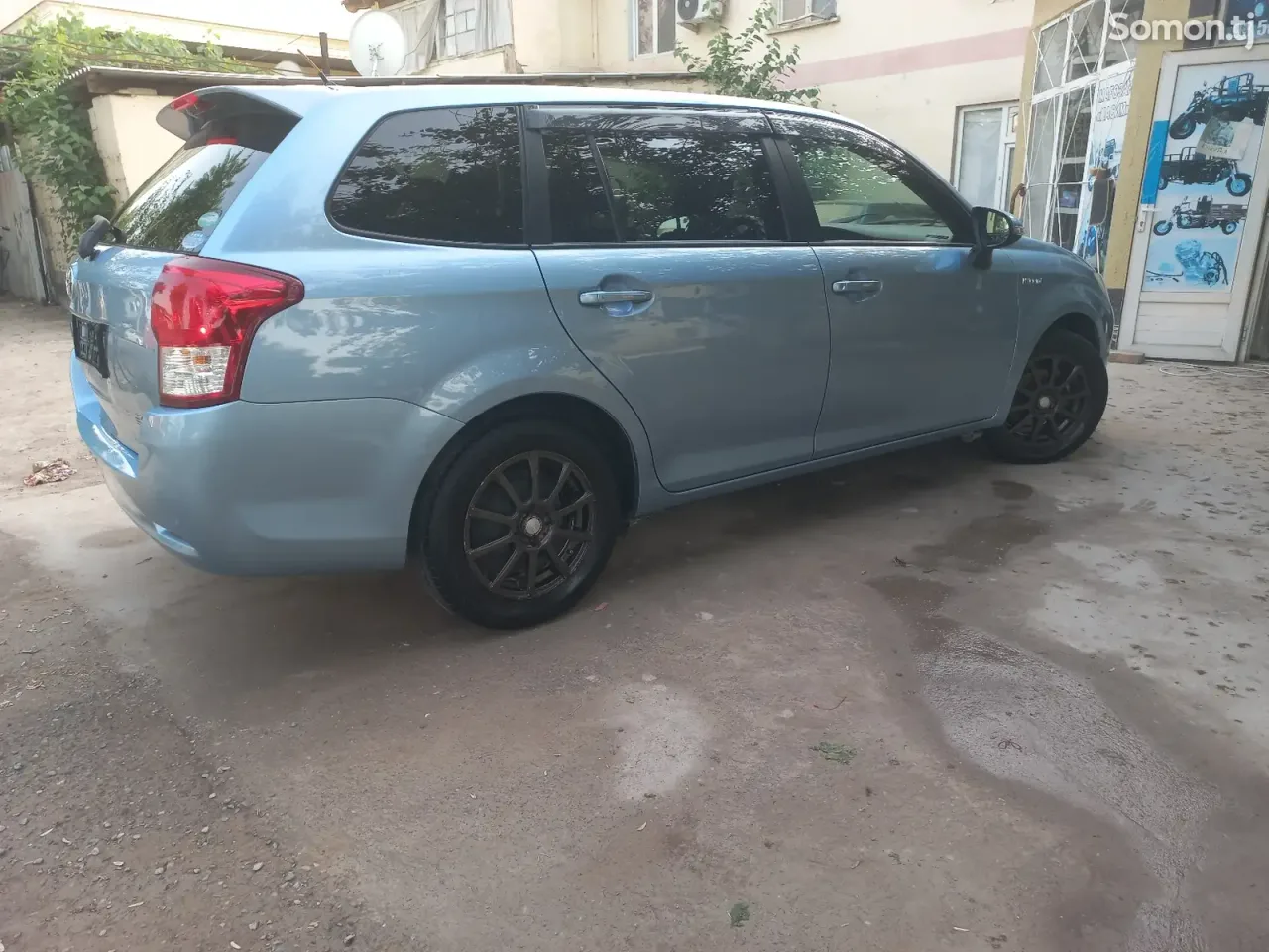 Toyota Fielder 2014 · 1.5 AT