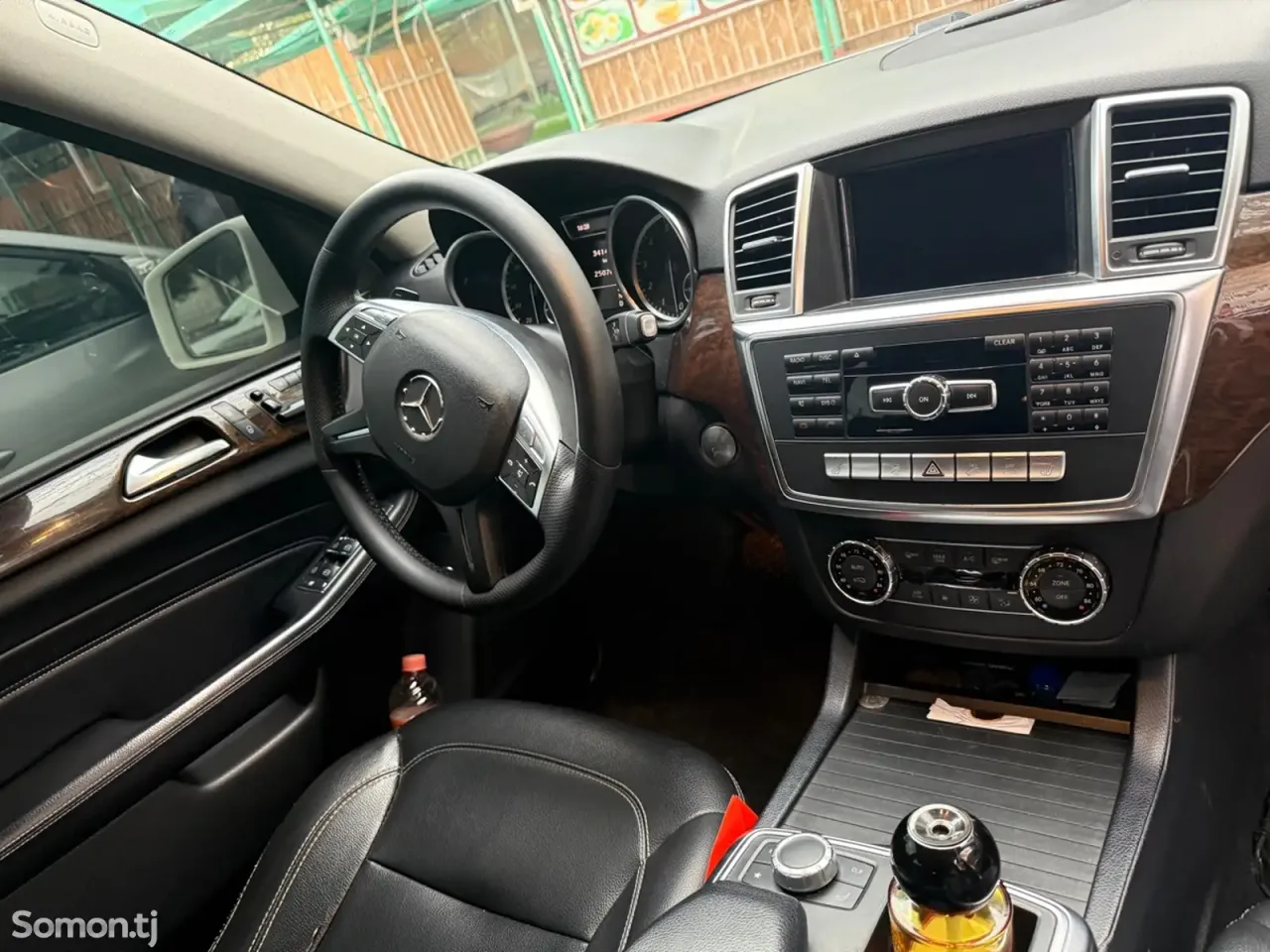 Mercedes-Benz ML class 2012 · 3.5 AT