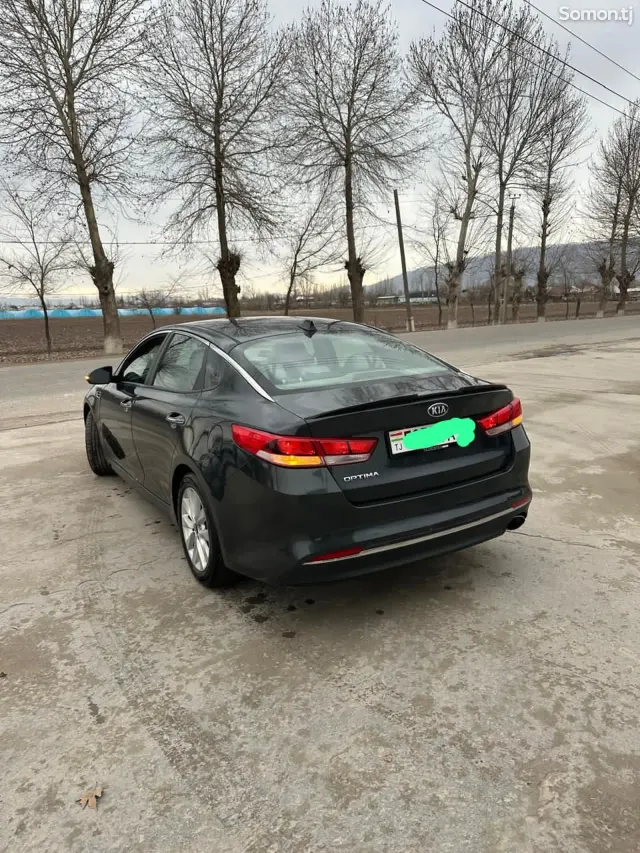 Kia Optima 2016 · 2.4 AT