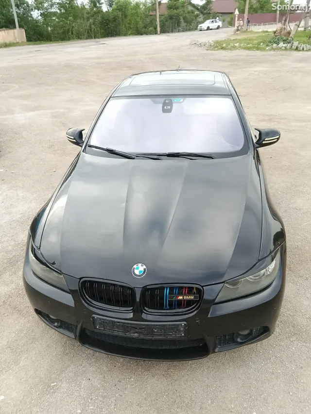BMW 3 series 2011 · 2.0 AT
