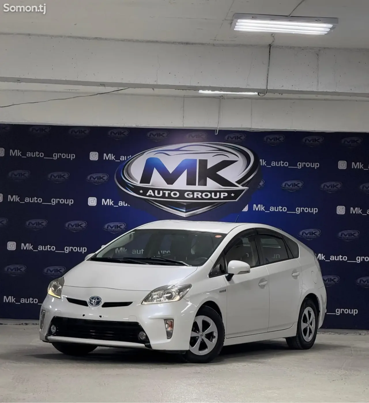 Toyota Prius 2014 · 1.8 CVT
