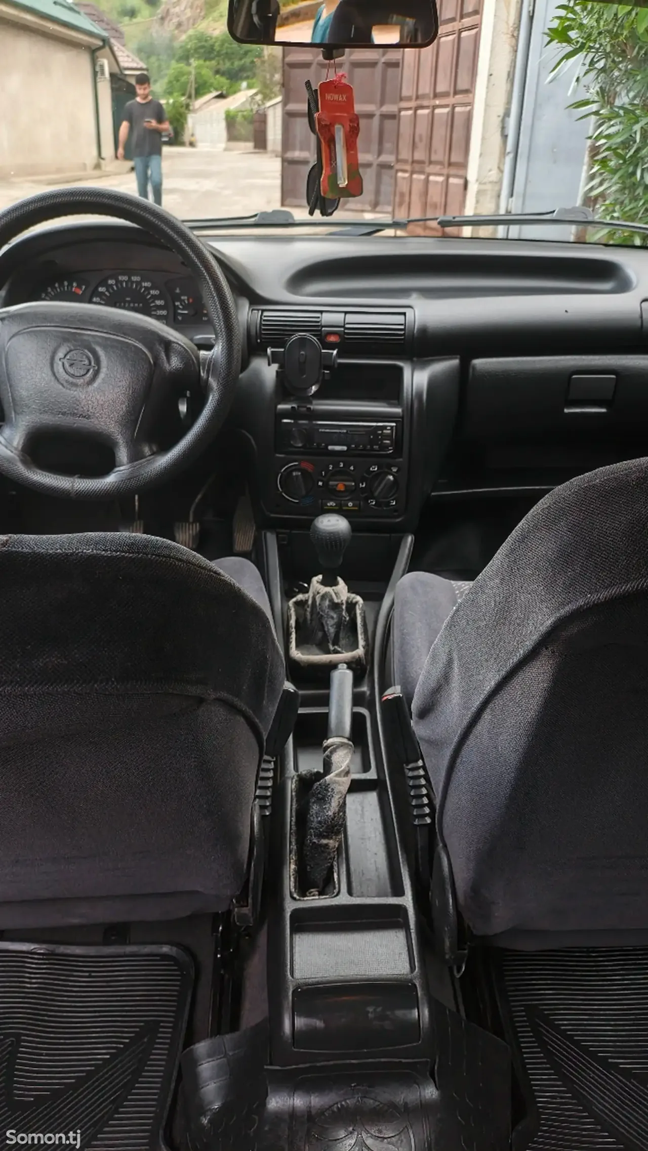 Opel Astra F 1997 · 0.6 MT