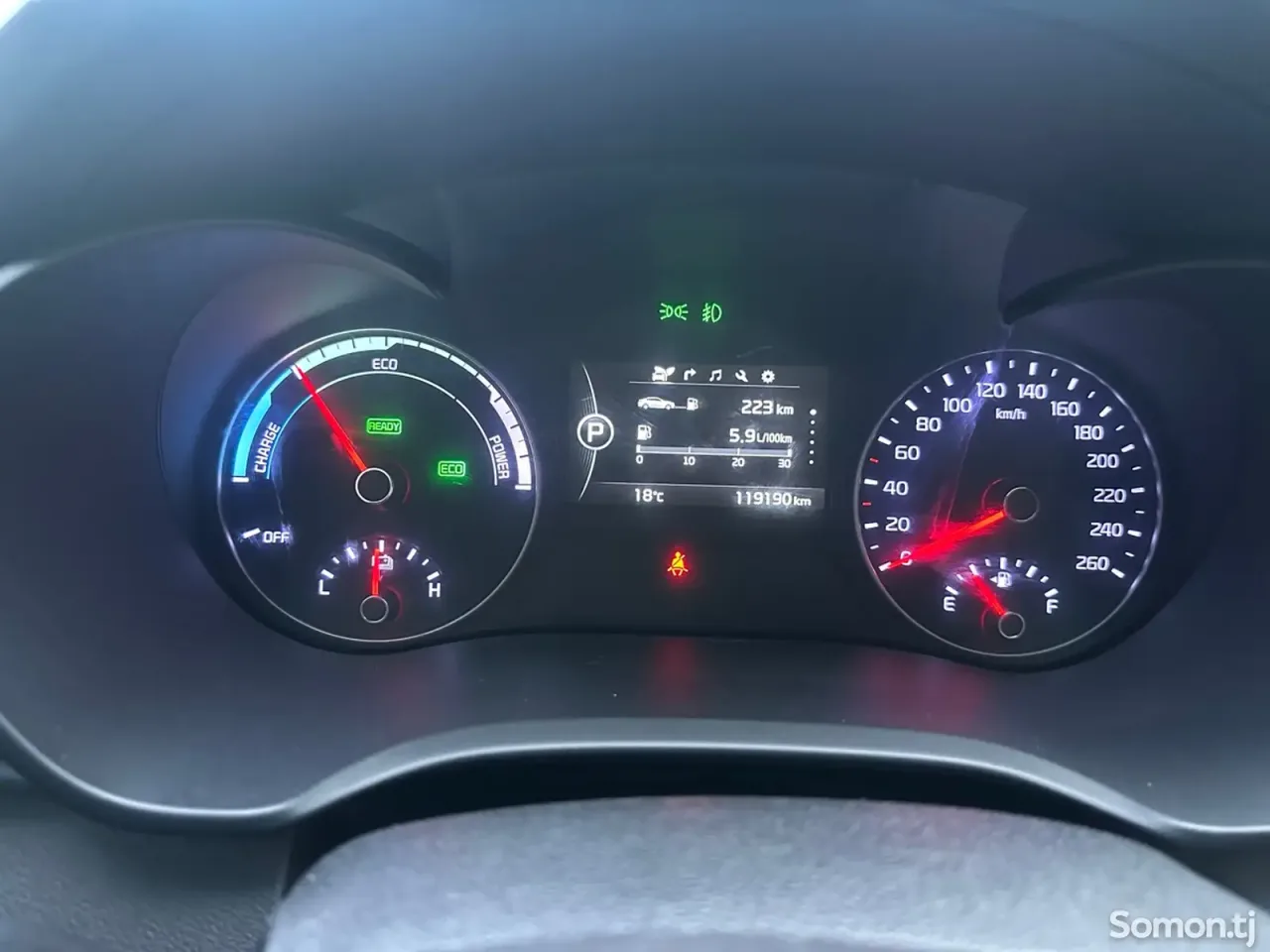 Kia K5 2018 · 2.0 AT