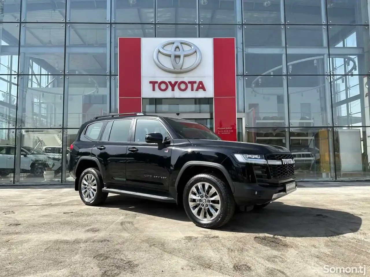 Toyota Land Cruiser 2025 · 3.5 AT