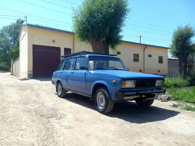 Lada (ВАЗ) 2104 1989 · 0.6 MT
