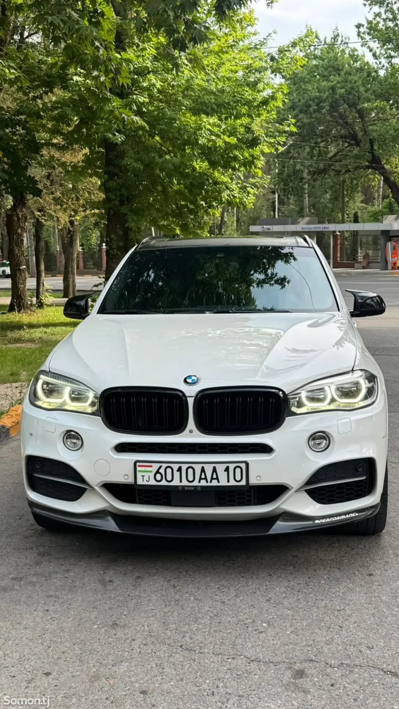 BMW X5 M 2015 · 5.0 AT