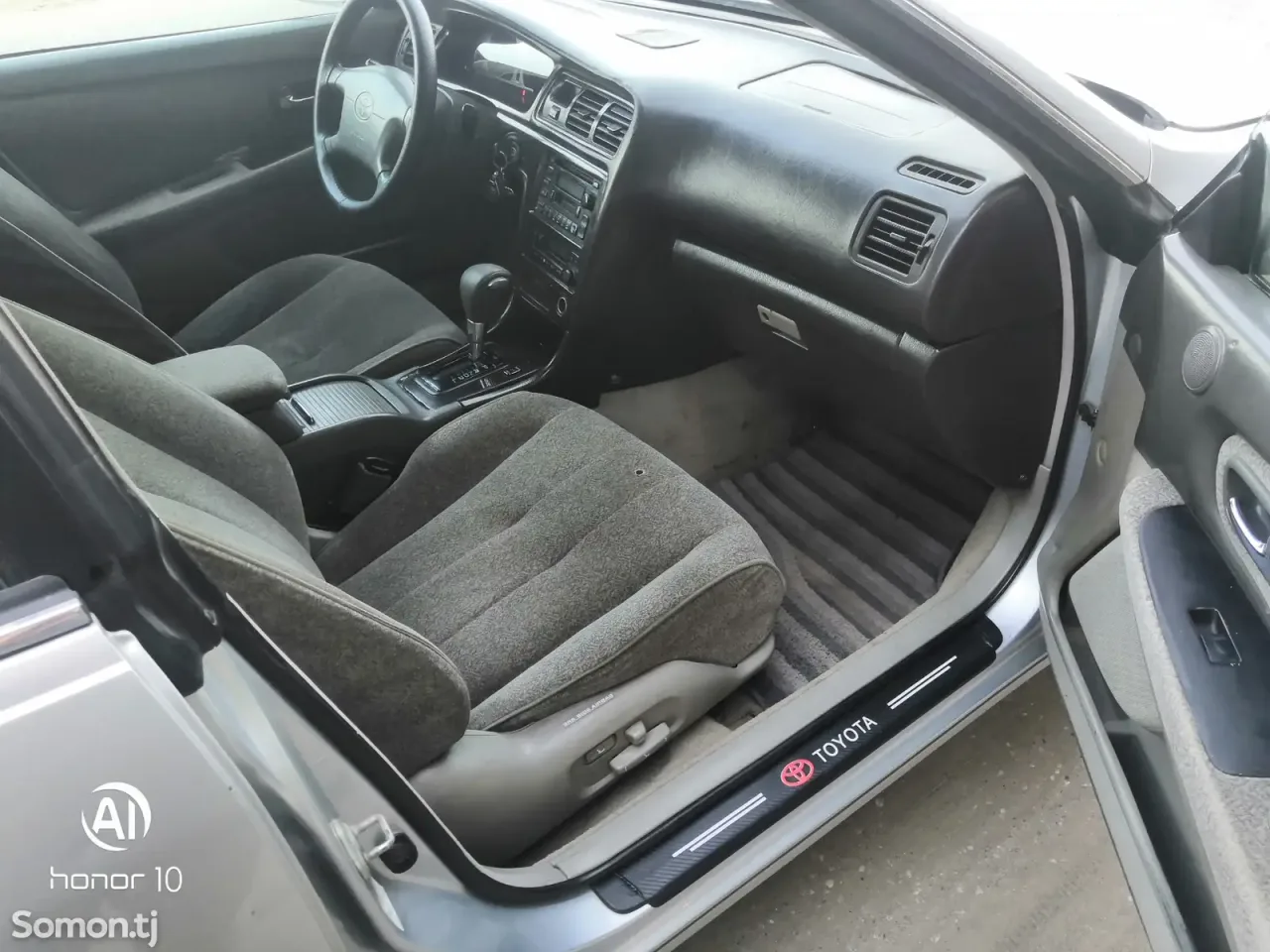 Toyota Mark II 1998 · 2.5 AT