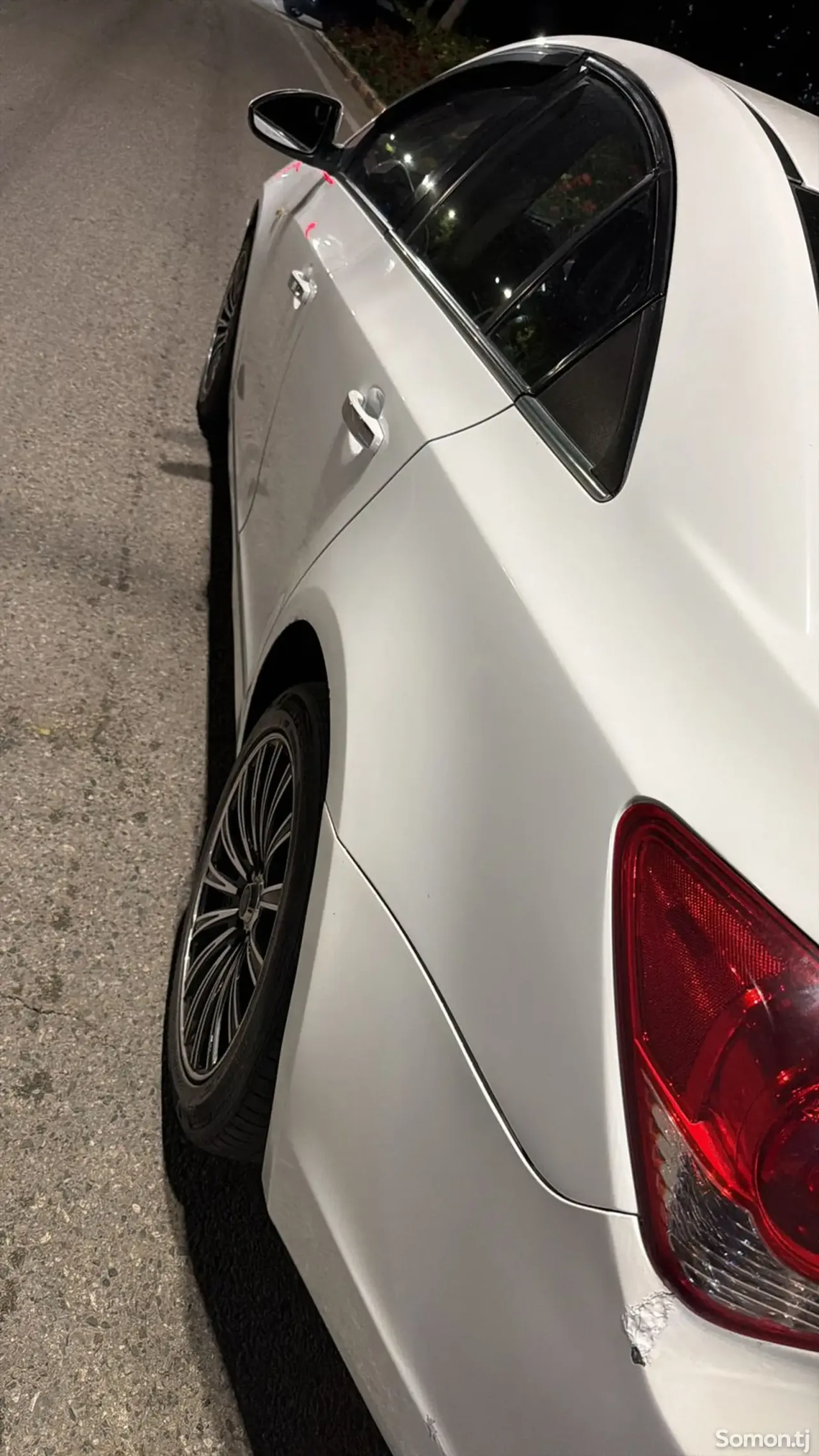 Chevrolet Cruze 2010 · 1.8 AT