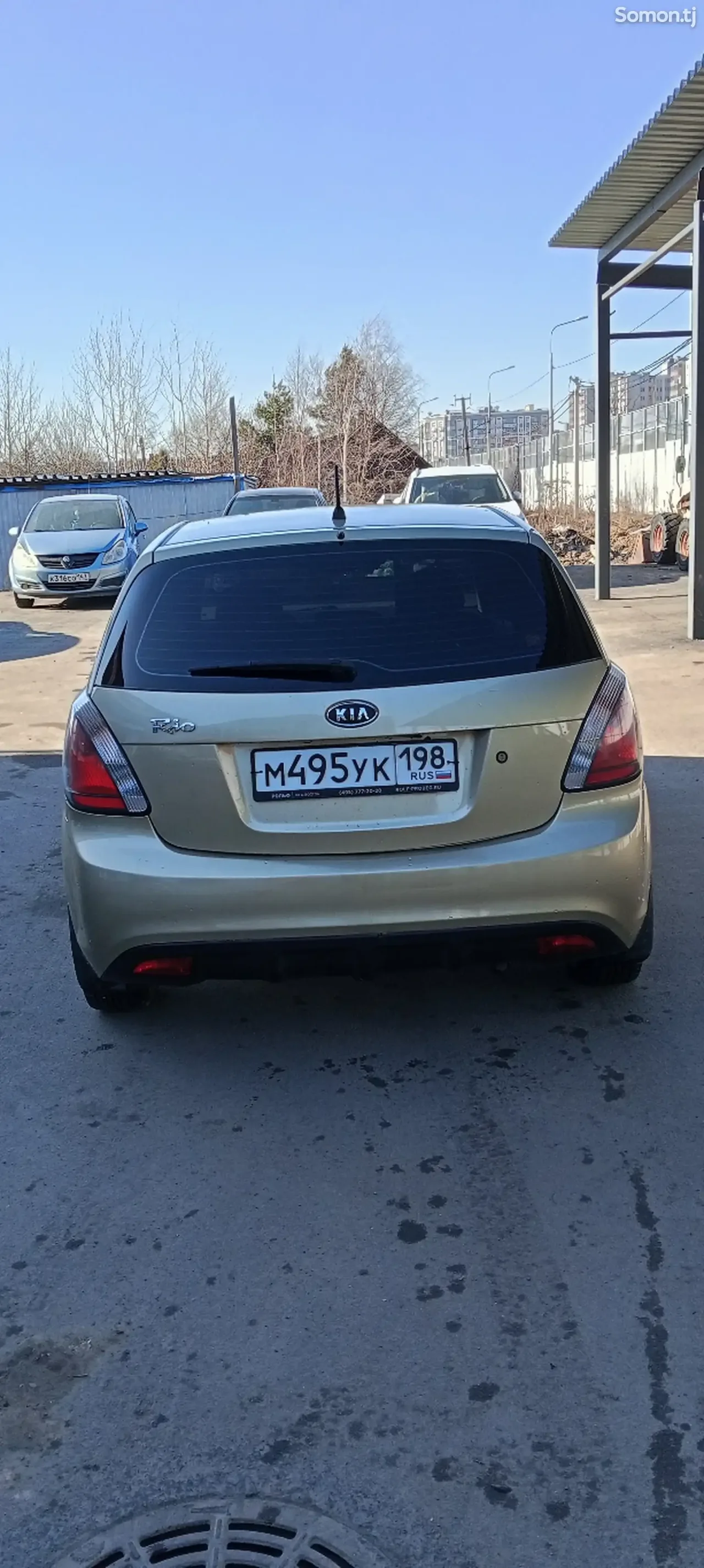Kia Rio 2010 · 1.4 MT