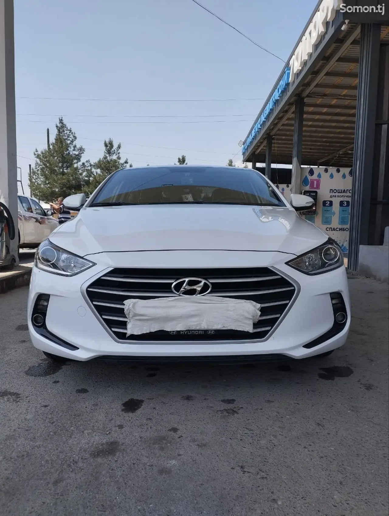 Hyundai Avante 2018 · 1.6 AT