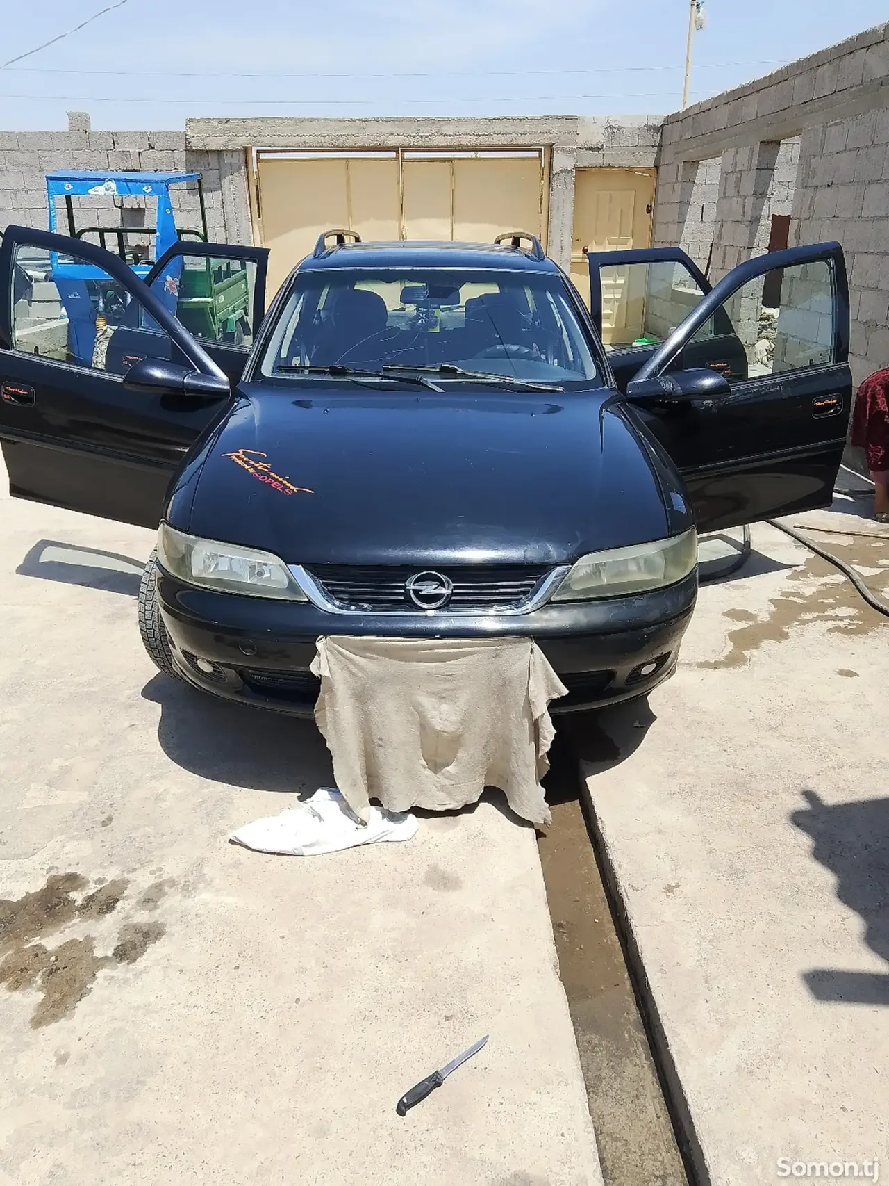 Opel Vectra B 1996 · 1.6 MT