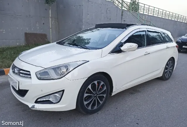 Hyundai i40 2011 · 2.0 AT