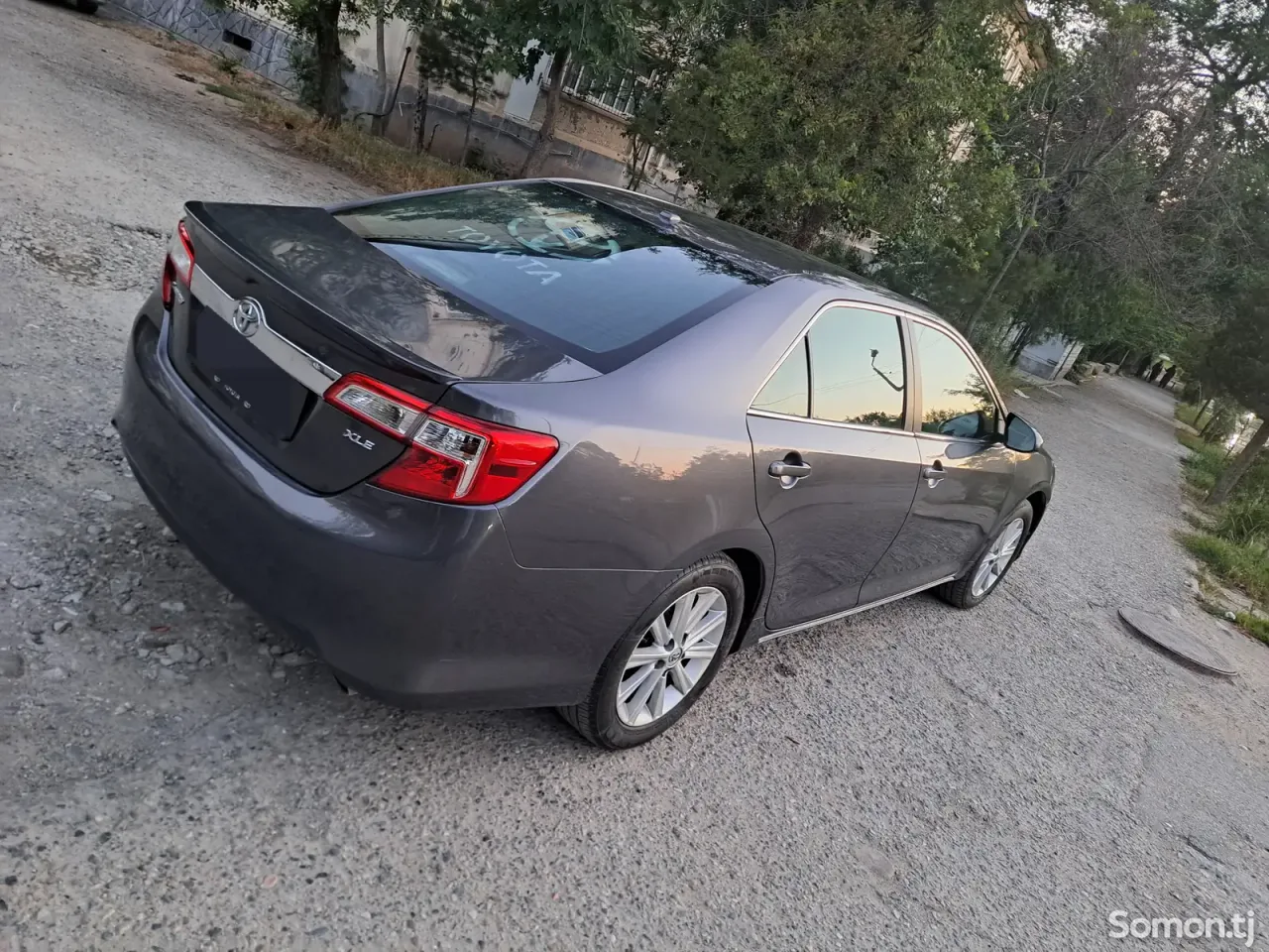 Toyota Camry 2013 · 2.5 AT