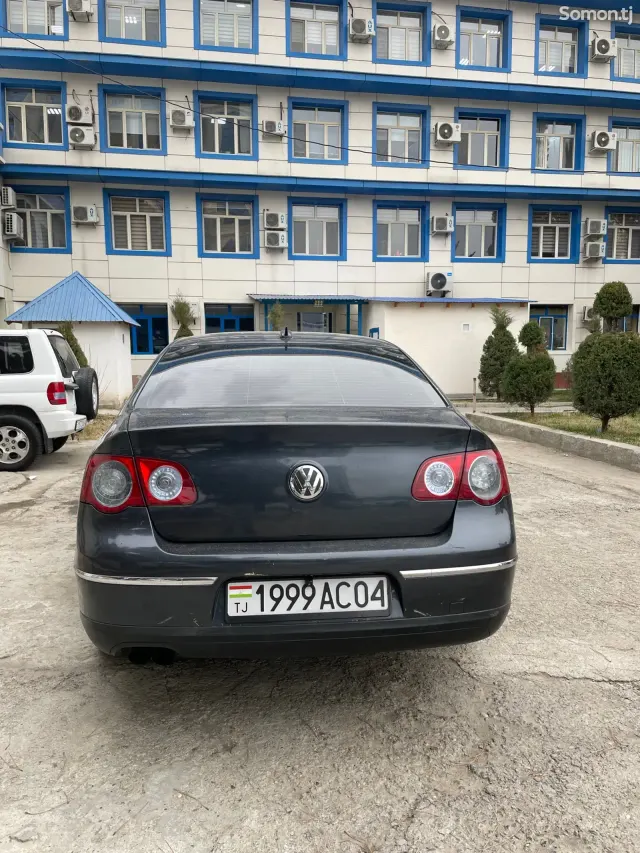 Volkswagen Passat 2006 · 2.0 AT