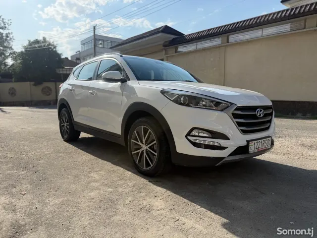 Hyundai Tucson 2016 · 2.0 AT