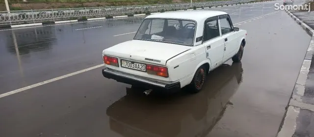 Lada (ВАЗ) 2107 2004 · 1.5 MT