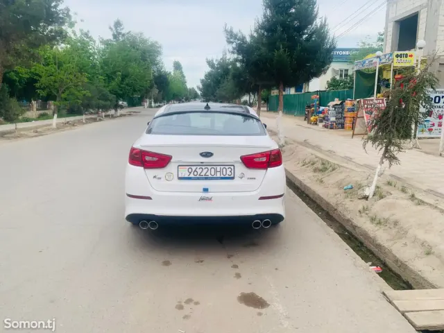 Kia K5 2014 · 2.0 AT