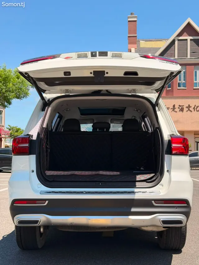 Roewe RX8 2018 · 2.0 AT