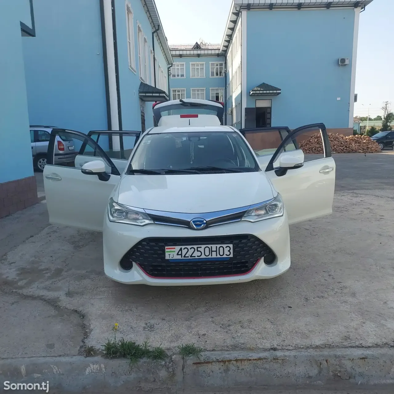 Toyota Fielder 2016 · 1.5 CVT