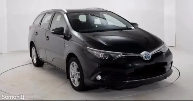 Toyota Auris 2016 · 1.8 AT