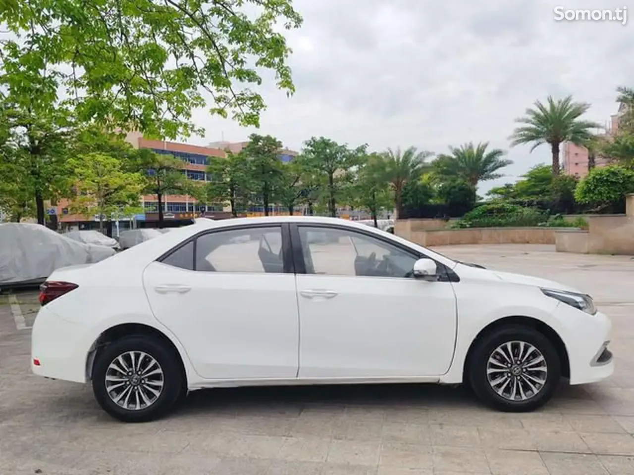 Toyota Corolla 2017 · 1.8 AT