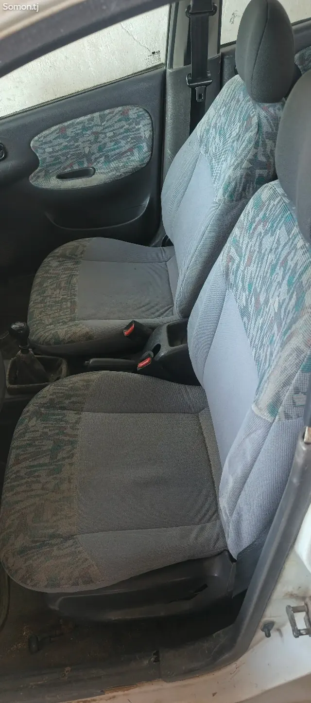 Daewoo Lanos 1997 · 1.6 MT