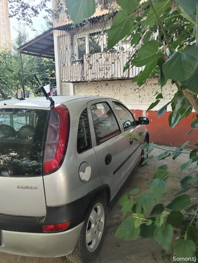 Opel Corsa 2001 · 1.6 AT