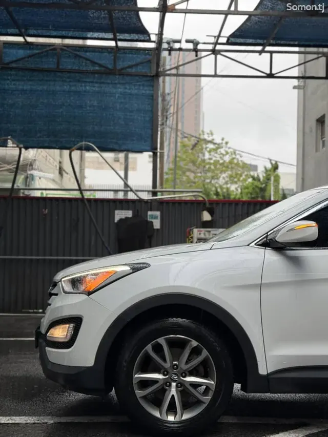 Hyundai Santa Fe 2014 · 2.0 AT