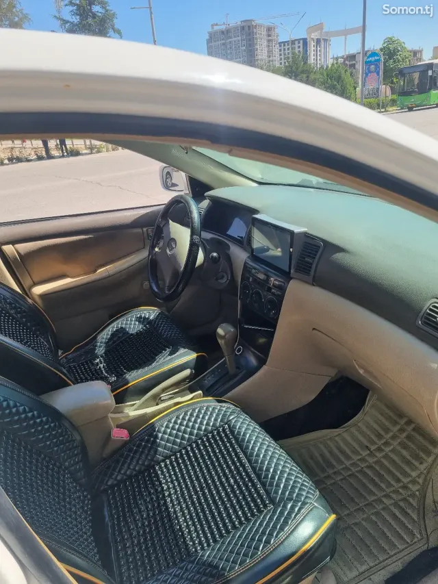 Toyota Corolla 2005 · 1.5 AT