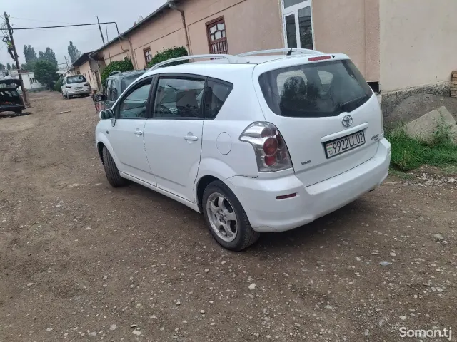 Toyota Corolla Verso 2007 · 1.8 MT