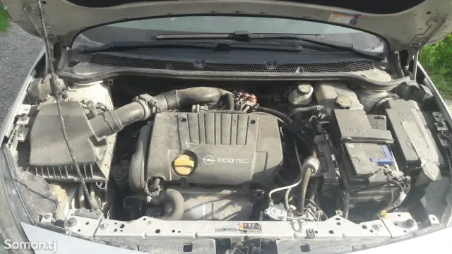 Opel Astra J 2015 · 1.8 MT