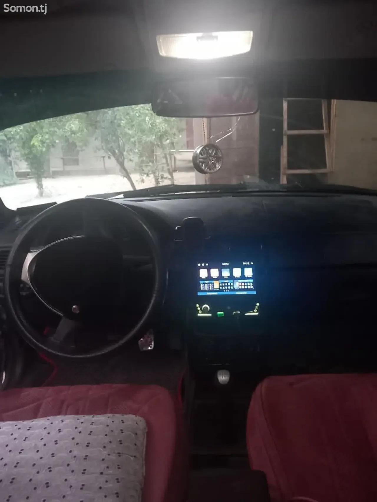 Lada (ВАЗ) Priora 2012 · 1.6 MT