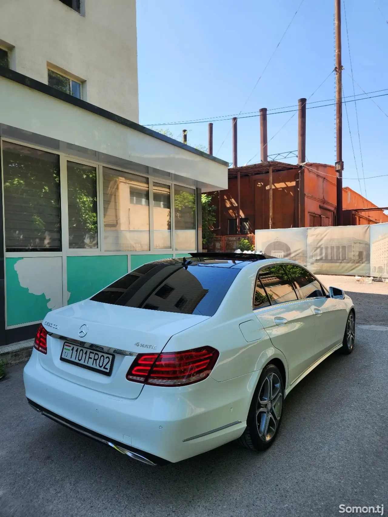 Mercedes-Benz E class 2014 · 2.5 AT