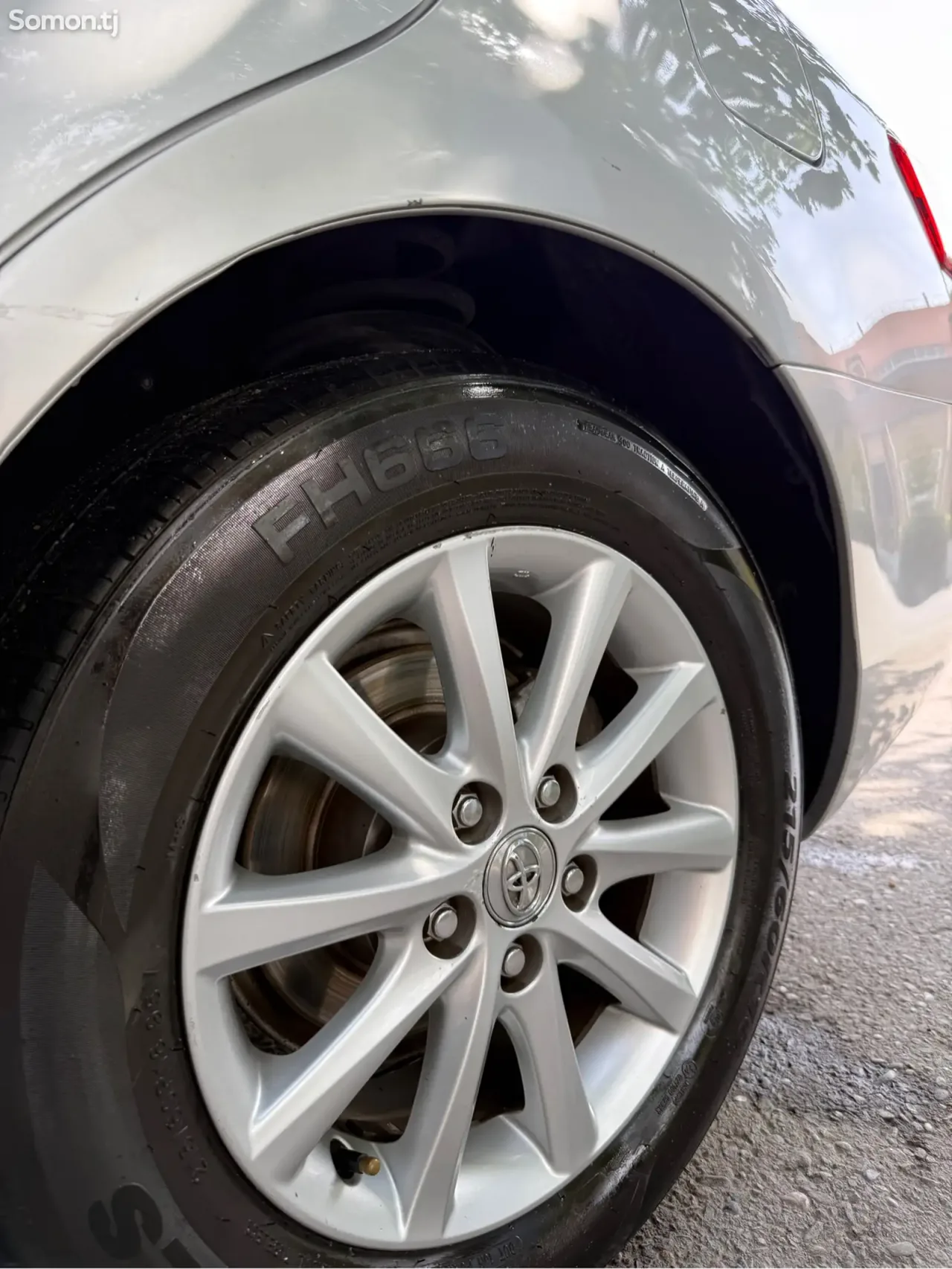 Toyota Camry 2010 · 2.5 AT